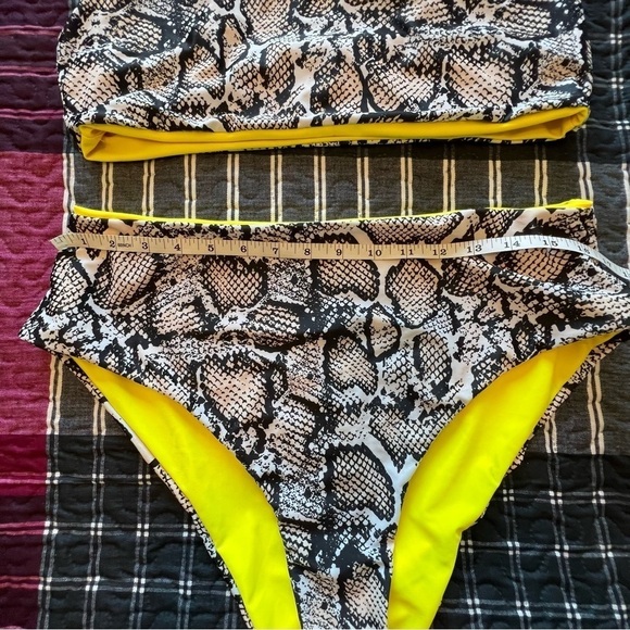 Plus Snakeskin Bikini Swimsuit size:2X - Picture 4 of 8
